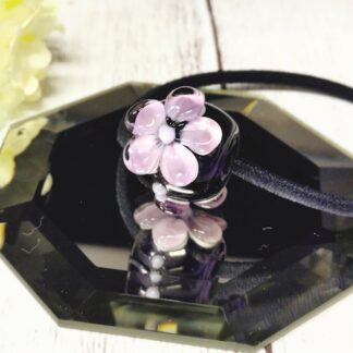 大人可愛い～お花のとんぼ玉・ヘアゴム～